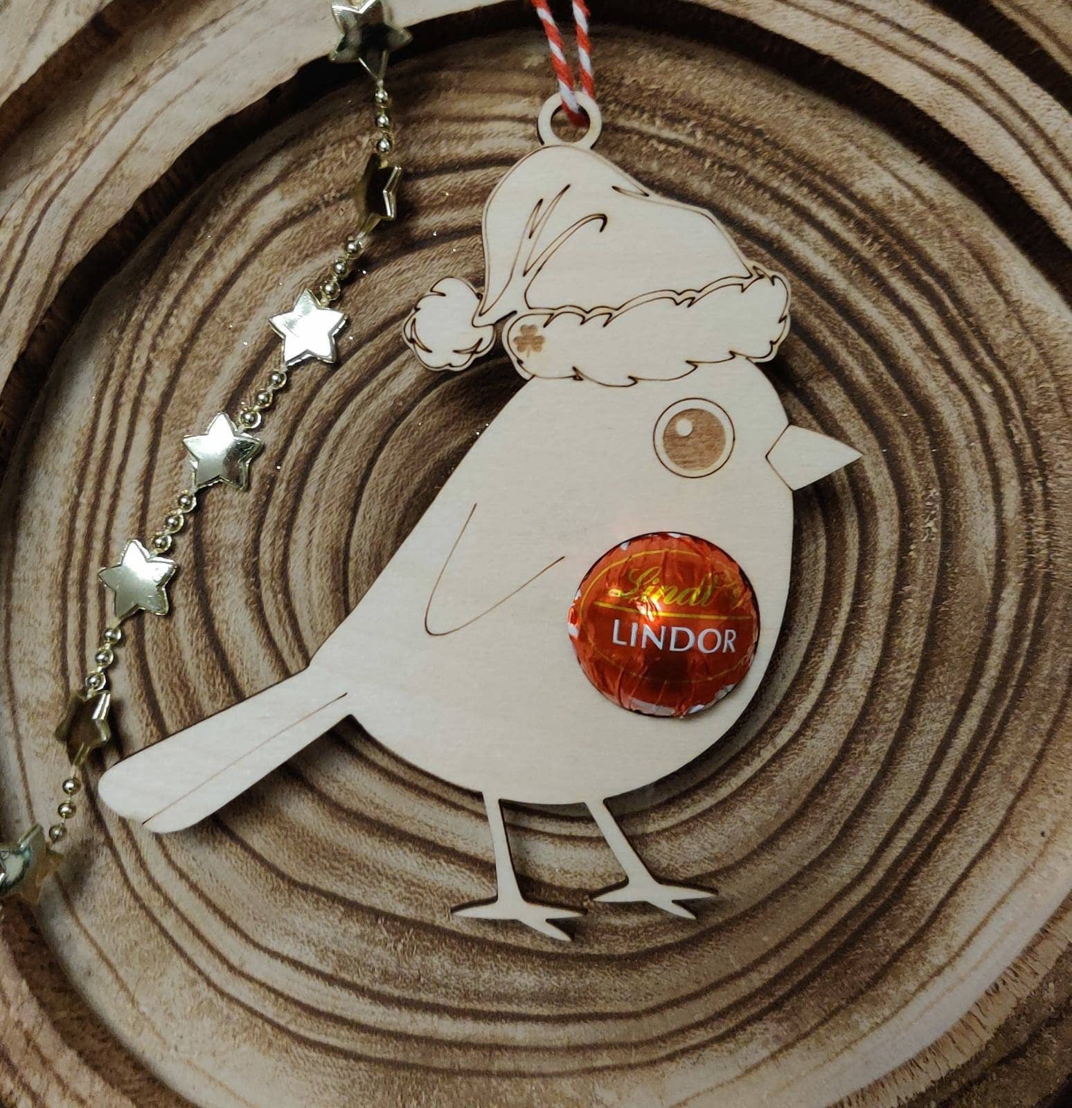 Robin lindor bauble