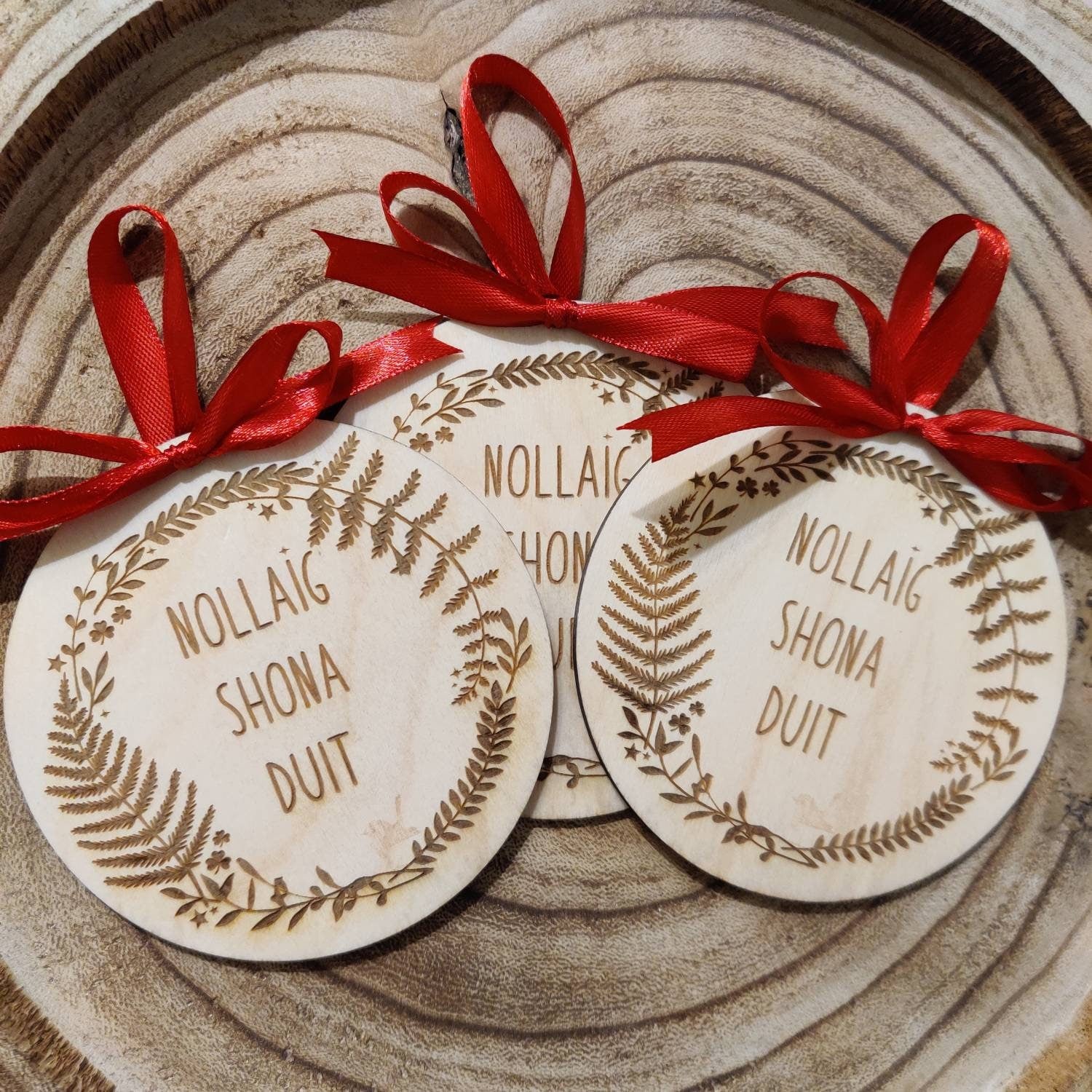 Nollaig Shona Duit wall decor