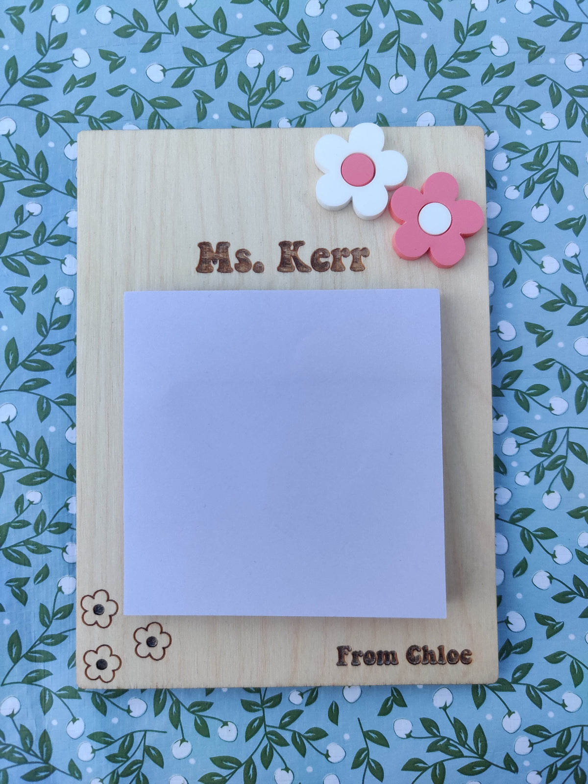 Teacher post-it holder