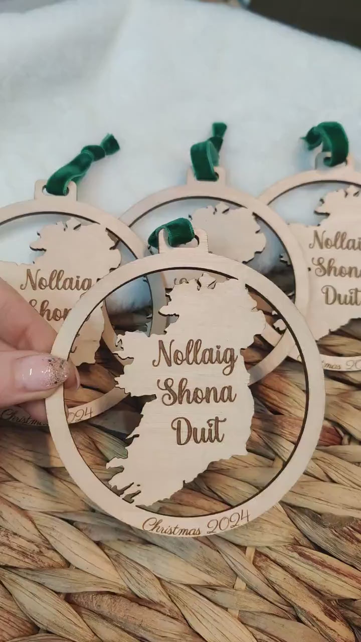 Nollaig Shona Duit - Irish Christmas bauble